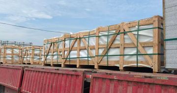 吐鲁番 芝麻白花岗岩地铺石出口专车-泰国游