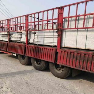 吐鲁番 白麻荔枝面外墙干挂，工厂装车日常