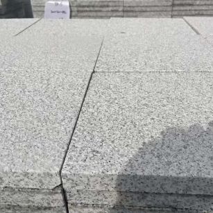 吐鲁番 白麻花岗岩石材推荐 荔枝面地铺石