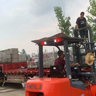 吐鲁番 黄金麻冰裂纹，地铺石装车