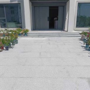 吐鲁番 芝麻白花岗岩地铺石地面铺装