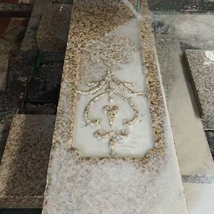 吐鲁番 黄金麻花岗岩异形加工雕刻栏杆大柱