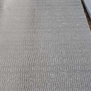 吐鲁番 芝麻灰花岗岩斧剁面，刀斩面