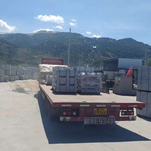 吐鲁番 芝麻白仿形路沿石，直形路沿石