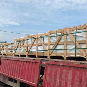 吐鲁番 芝麻白花岗岩地铺石出口专车-泰国游