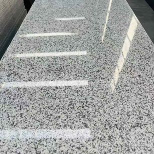 吐鲁番 白麻花岗岩光面毛板