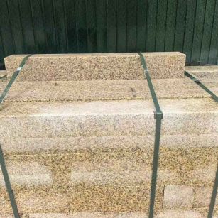 吐鲁番 黄金麻花岗岩石材机切面栏杆料半成品