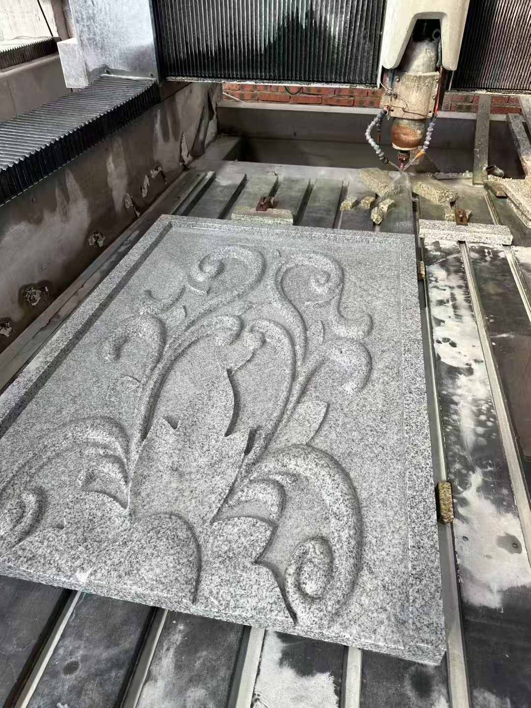 吐鲁番 白麻别墅干挂雕花板