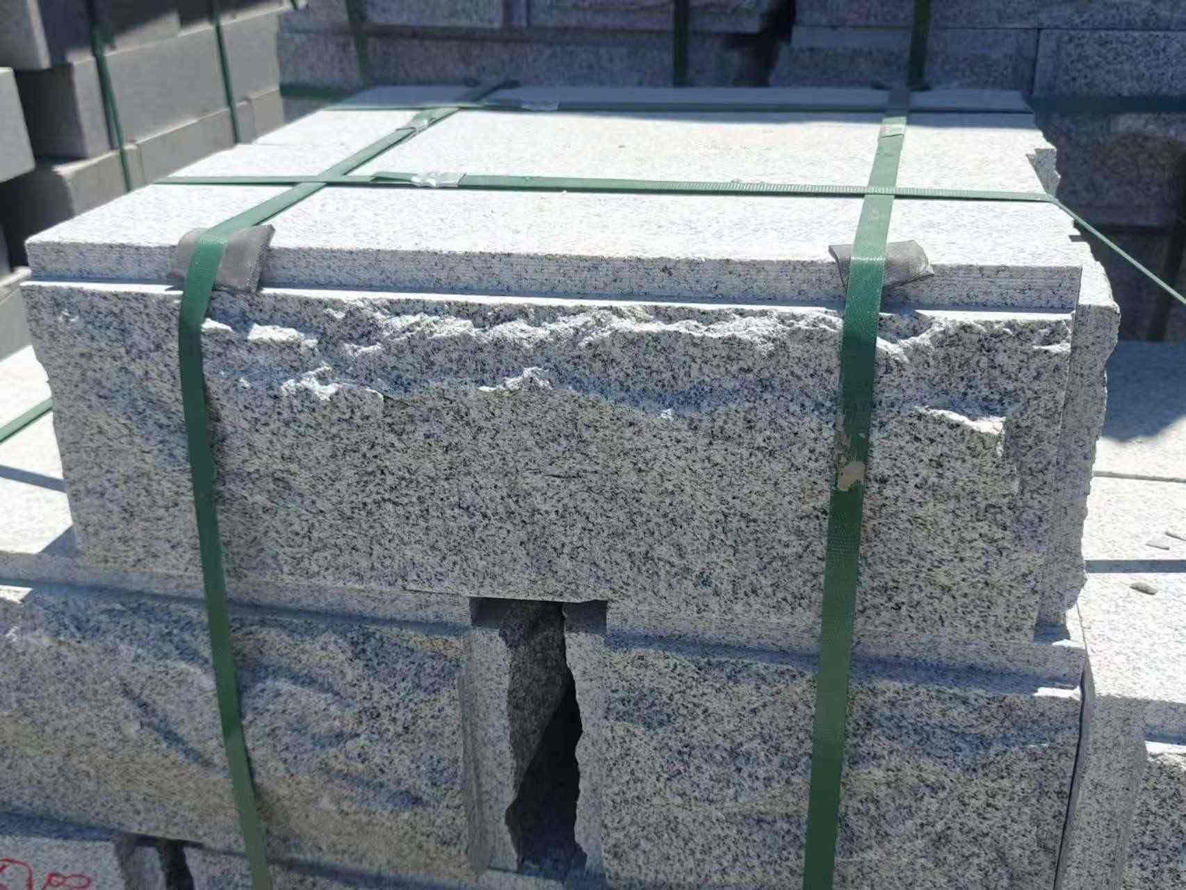 吐鲁番 芝麻白花岗岩自然面成品