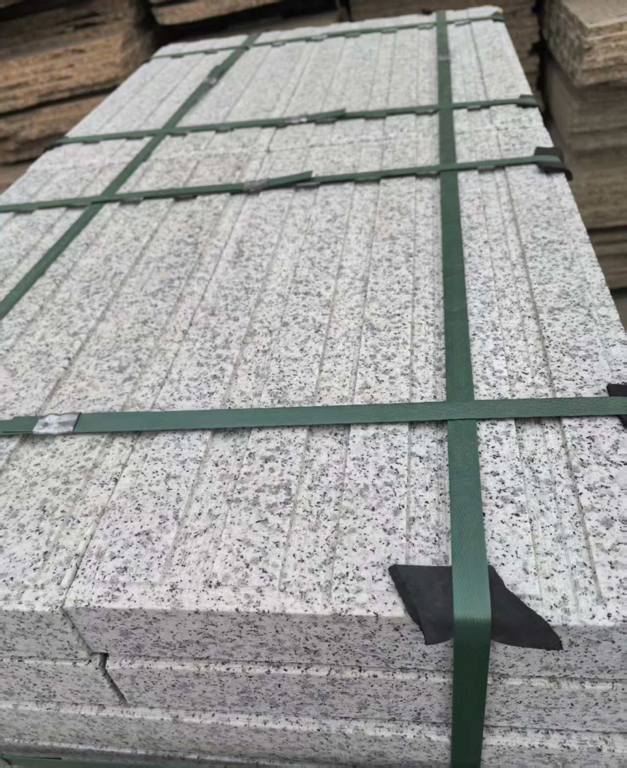 吐鲁番 白麻花岗岩直行盲道石，盲条，地铺石