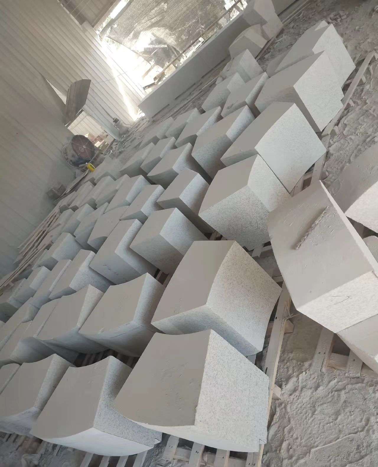 吐鲁番 白麻花岗岩异形坐凳