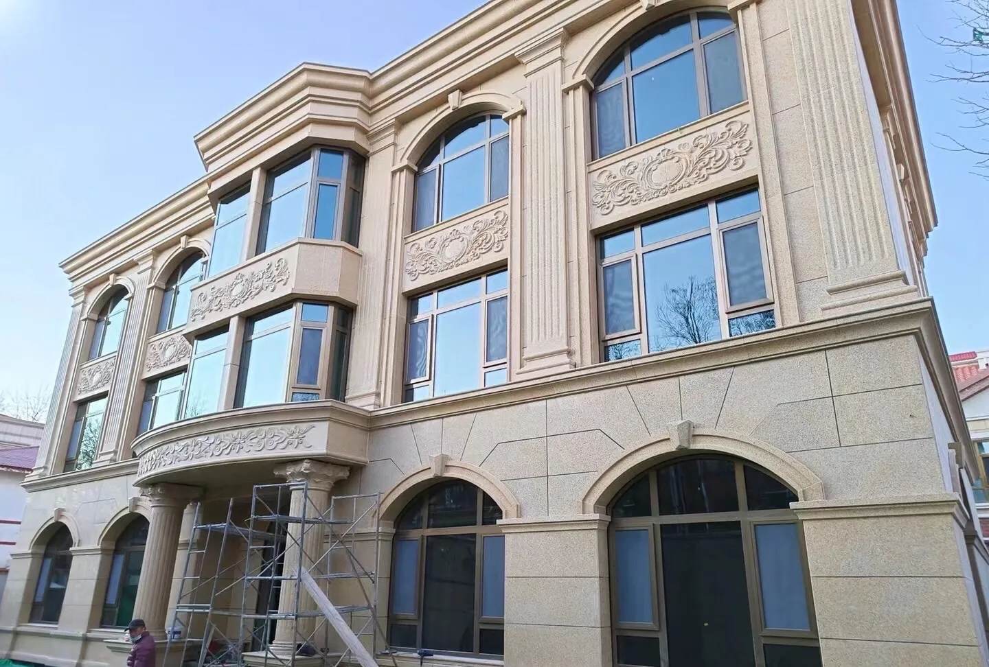 吐鲁番 黄金麻花岗岩别墅外墙干挂